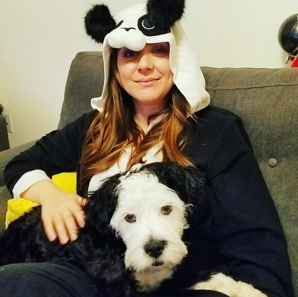 Meet Your Posher - Picture 2 of 3